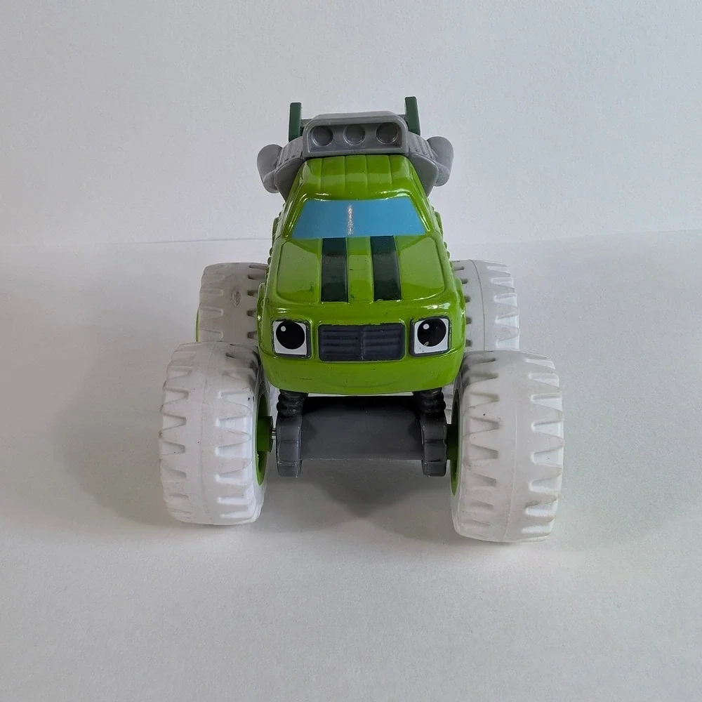 Mattel Blaze and the Monster Machines Pickle Diecast Monster Truck Green